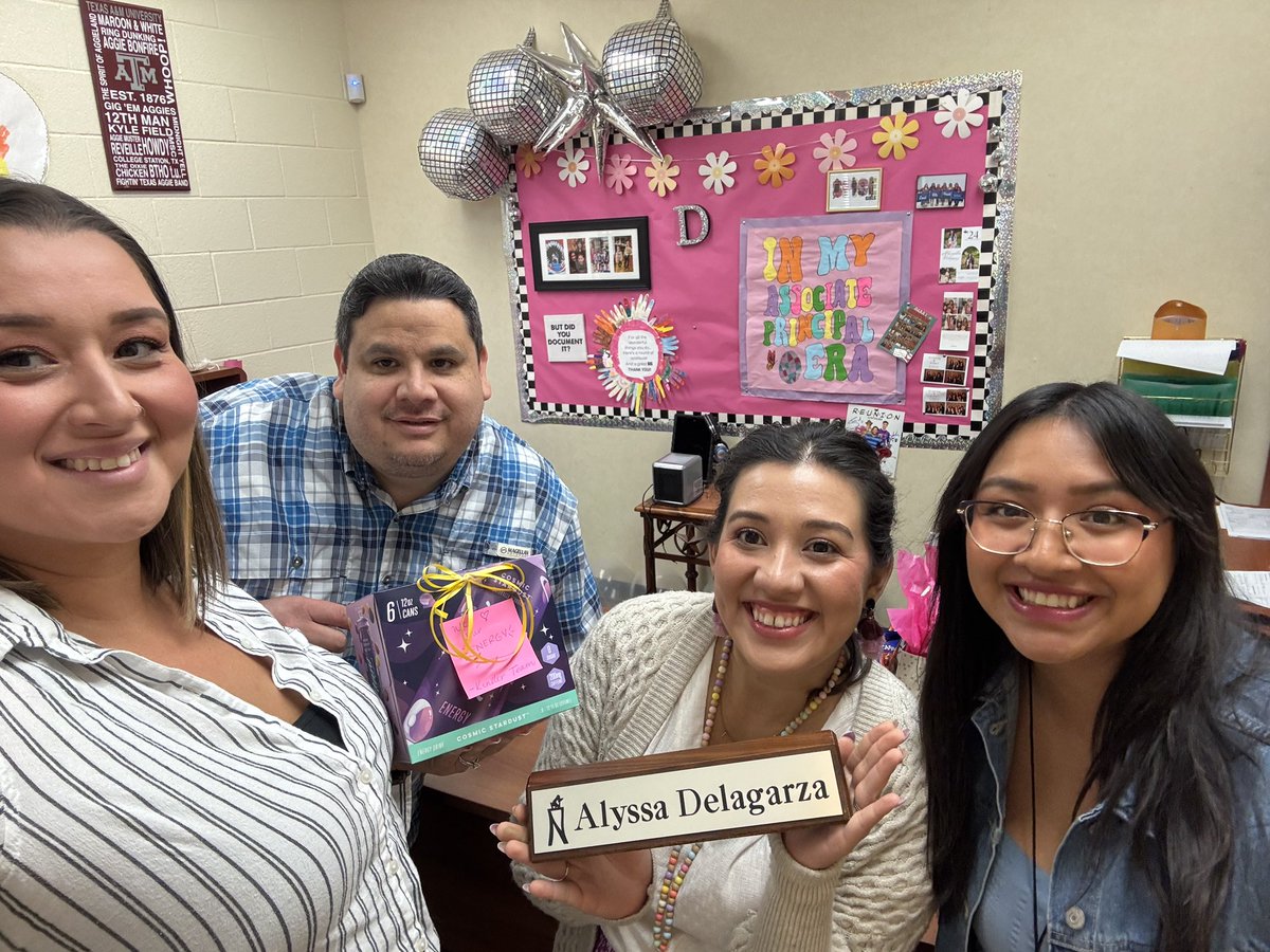 Mrs. Mari Gill ✨ (@magicalmrsgill) on Twitter photo Kinder sneaking in to surprise our amazing AP with a treat during appreciation week! We love your ENERGY! 💕 <a href="/NISDOtt/">Ott Elementary</a> #OttSeason20 Kinder sneaking in to surprise our amazing AP with a treat during appreciation week! We love your ENERGY! 💕 <a href="/NISDOtt/">Ott Elementary</a> #OttSeason20
