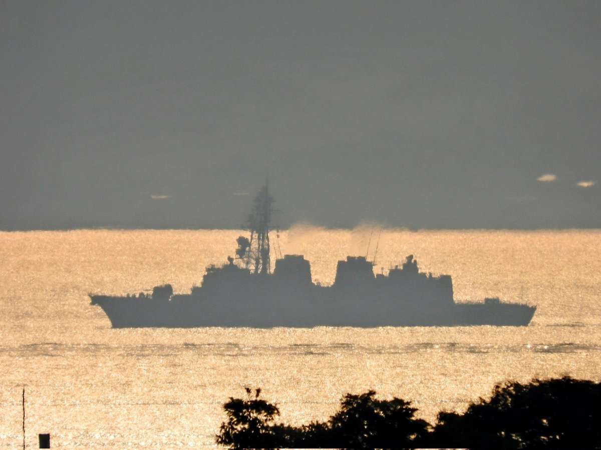 WarshipCam's tweet photo. Japanese Maritime Self-Defense Force Takanami-class destroyer JS Onami (DD-111) coming into Yokosuka, Japan - A April 8, 2025 #jsonami #dd111
SRC: TW-@HNlEHupY4Nr6hRM https://t.co/7u7ciiLZwu