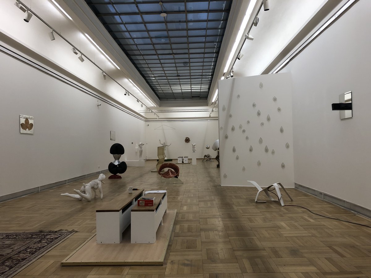 gvuo_dum_umeni's tweet photo. INSTALUJEME / WE ARE INSTALLING
#výstavu / exhibition👇

ŠÁRKA MIKESKOVÁ 
Off Road

vernisáž / #opening
15. 4. v / at 17:00

#ŠárkaMikesková #sochy #instalace #výstavy #Ostrava https://t.co/ZUJEbZ75v6
