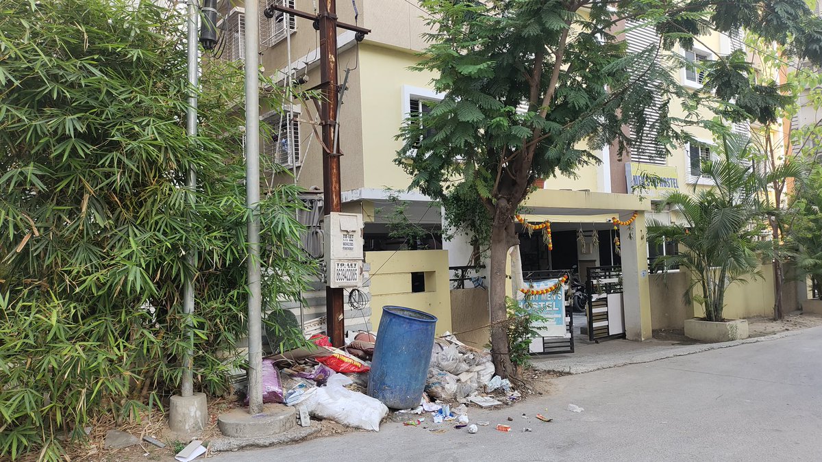 marmayogiupdate's tweet photo. @GHMCOnline Garbage is not cleared from many days inspite of repeated requests at JV Colony, Gachibowli. I was told that the garbage pickup guy is demanding amount to pick the same, which is a clear case of #corruption. Urge you to pls take action asap. #ghmccomplaint #ghmc https://t.co/VXKRdZgJQa