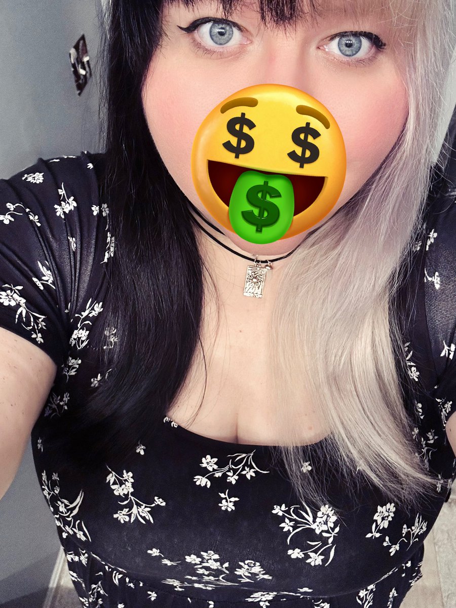 Maee_415's tweet photo. My birthday is coming up this week betas…who wants to treat their goddess to a nice little gift 😈😈 approach in my DMs for my methods of submission. https://t.co/C2y7Qd24f0
