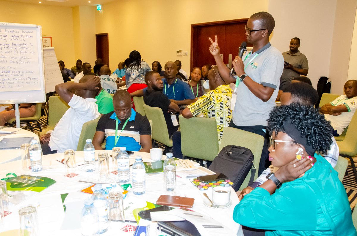 joshuaokonya's tweet photo. Last week in Kampala🇺🇬@ASARECA together with @CGIAR, @FARAinfo, @AfricaRice, @narouganda and @IITA_CGIAR through the @Taat_Africa #CDTO compact supported a ToT workshop for #Youth agripreneurs in Uganda on effective facilitation of agricultural Innovation Platforms! #FeedAfrica. https://t.co/GfN3f0io5S