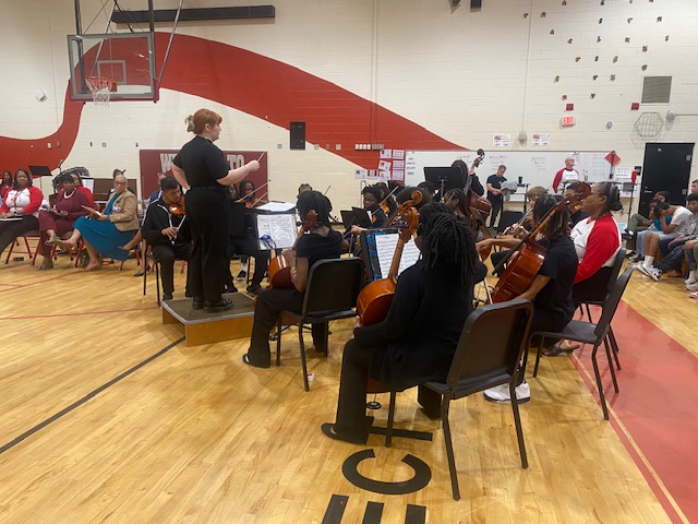 spmeagles's tweet photo. Our Schools To Watch Banner Ceremony was great! The banner will be on the building soon! It was all student-led along with great speakers and performances. Thanks, everyone, for coming out to support The Nest! #scamle, #schoolstowatch, #thenest, #eaglepride https://t.co/1gJ6E74Zw5