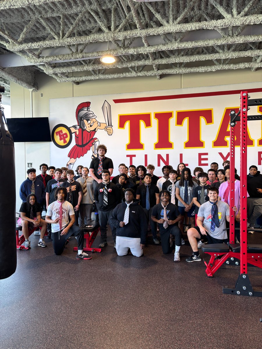 Tinley_Football tweet media