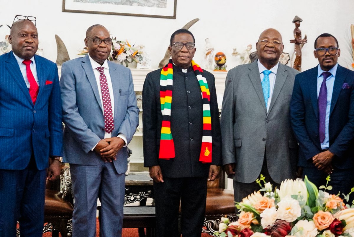 Today, I hosted UPND Secretary General Cde Imenda Batuke at State House, alongside Dr Obert Mpofu and other officials. Zimbabwe and Zambia share historic, unbreakable bonds. We remain committed to regional unity and party-to-party engagement.
#Zimbabwe #Zambia #UPND #ZANUPF