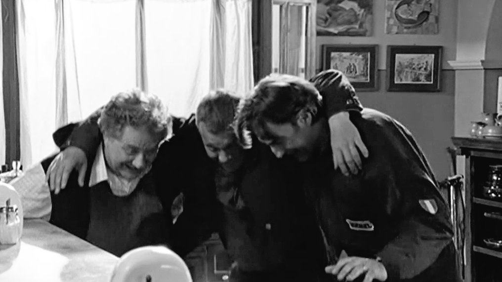_Delilah__'s tweet photo. Nonostante tutto, saranno sempre IL trio💔 https://t.co/qKev512F70
