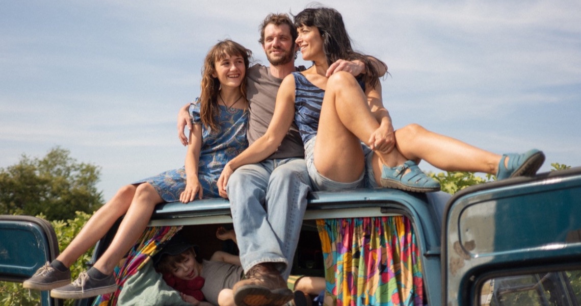 Delcroixx's tweet image. CINÉMA - Notre critique de #Mikado, la cavale maladroite d’une famille rebelle lefigaro.fr/cinema/notre-c… via @Figaro_Culture