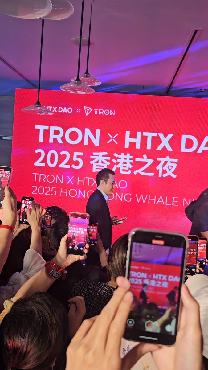 kin_ooooooooo's tweet photo. 🍌📈🚀2025🚀
#HTXDAO_TRON香港之夜和Justin一起上Forbes https://t.co/8qguTZDzn0