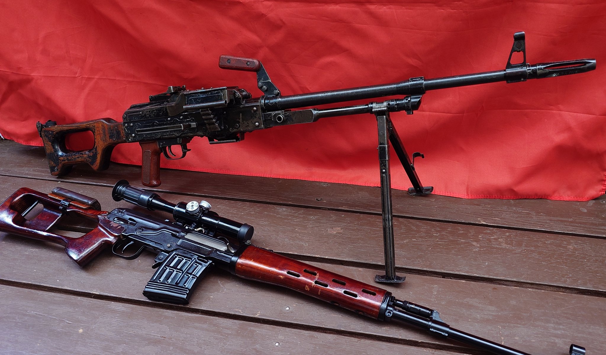 カラシニコフ　パッチ　SVD ロシア カラシニコフ パッチ SVD ロシア プーチン大統領が試し撃ちした
