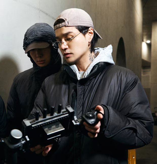 dean fan account tweet media