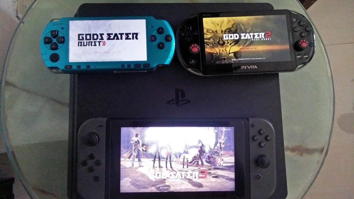 Skylalalancelot's tweet image. Gamer and Gunpla Builder! &amp;lt;3

(Random game consoles that I own + some of my Gunpla)

#Gamer #GunplaBuilder #Gunpla #Gundam