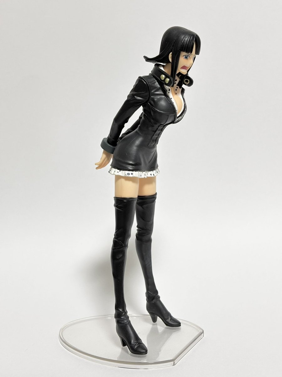 jgvgn2's tweet photo. 以前出てた方も持ってるけど断然こっちの方がいい。デフォルメされてない分クオリティが高い。
どっちにしても拘束されてるロビンがフィギュアで見れるのは良きですね https://t.co/EOvWQBwq0f