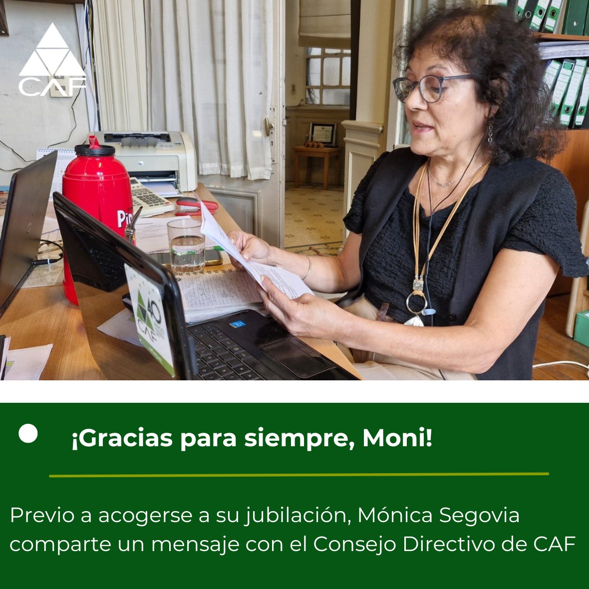 CAFUruguay's tweet photo. Hoy es un Consejo Directivo muy emotivo para CAF  💚🤍

A pocos días de acogerse a la jubilación, luego de 34 años de valioso trabajo como secretaria y pilar del trabajo de CAF, nuestra querida Mónica Segovia comparte un mensaje con los Directivos de nuestra Federación. https://t.co/Cyei5GXgMW