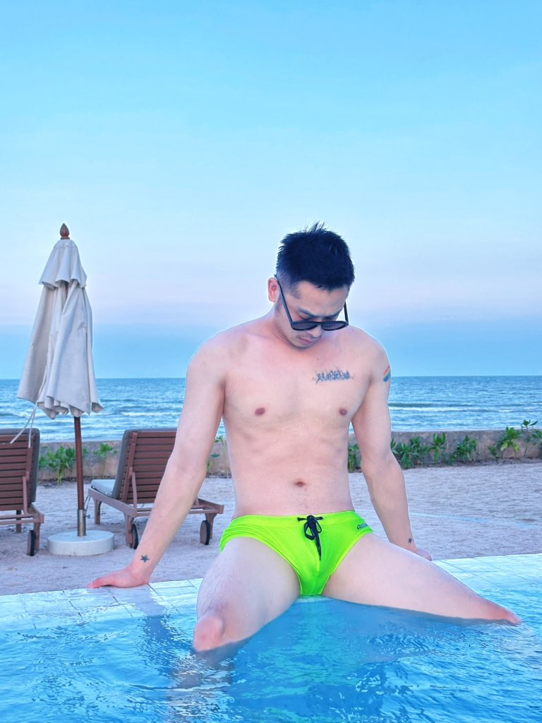 大海和泳池？🧐