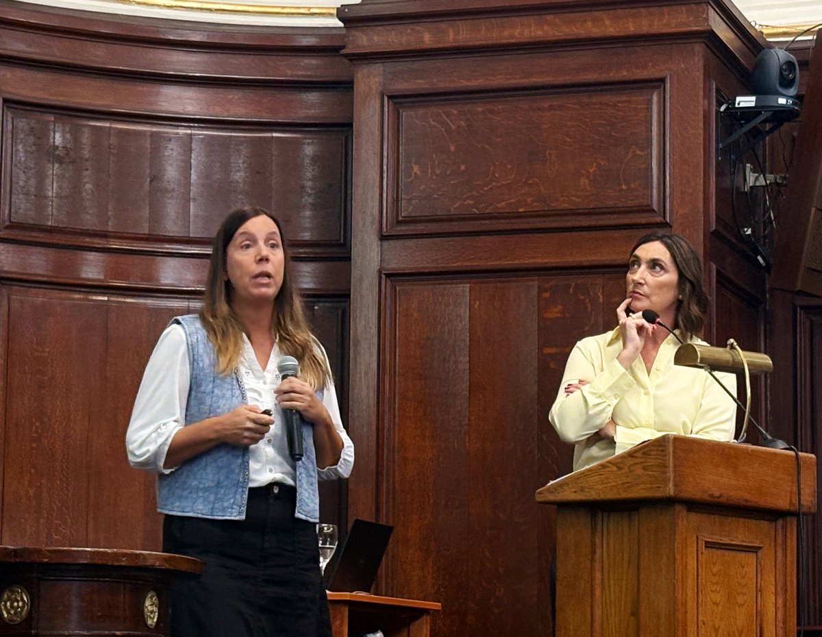 Universidad de la República (@udelaruy) on Twitter photo La viróloga <a href="/pilarmk73/">Pilar Moreno</a> recordó los numerosos aportes de la Udelar a través de investigadores de diversas disciplinas y la atención en el hospital universitario <a href="/hcmquintela/">Hospital de Clínicas Dr. Manuel Quintela</a>, al igual que desde la extensión universitaria, desde el comienzo y durante toda la pandemia. La viróloga <a href="/pilarmk73/">Pilar Moreno</a> recordó los numerosos aportes de la Udelar a través de investigadores de diversas disciplinas y la atención en el hospital universitario <a href="/hcmquintela/">Hospital de Clínicas Dr. Manuel Quintela</a>, al igual que desde la extensión universitaria, desde el comienzo y durante toda la pandemia.