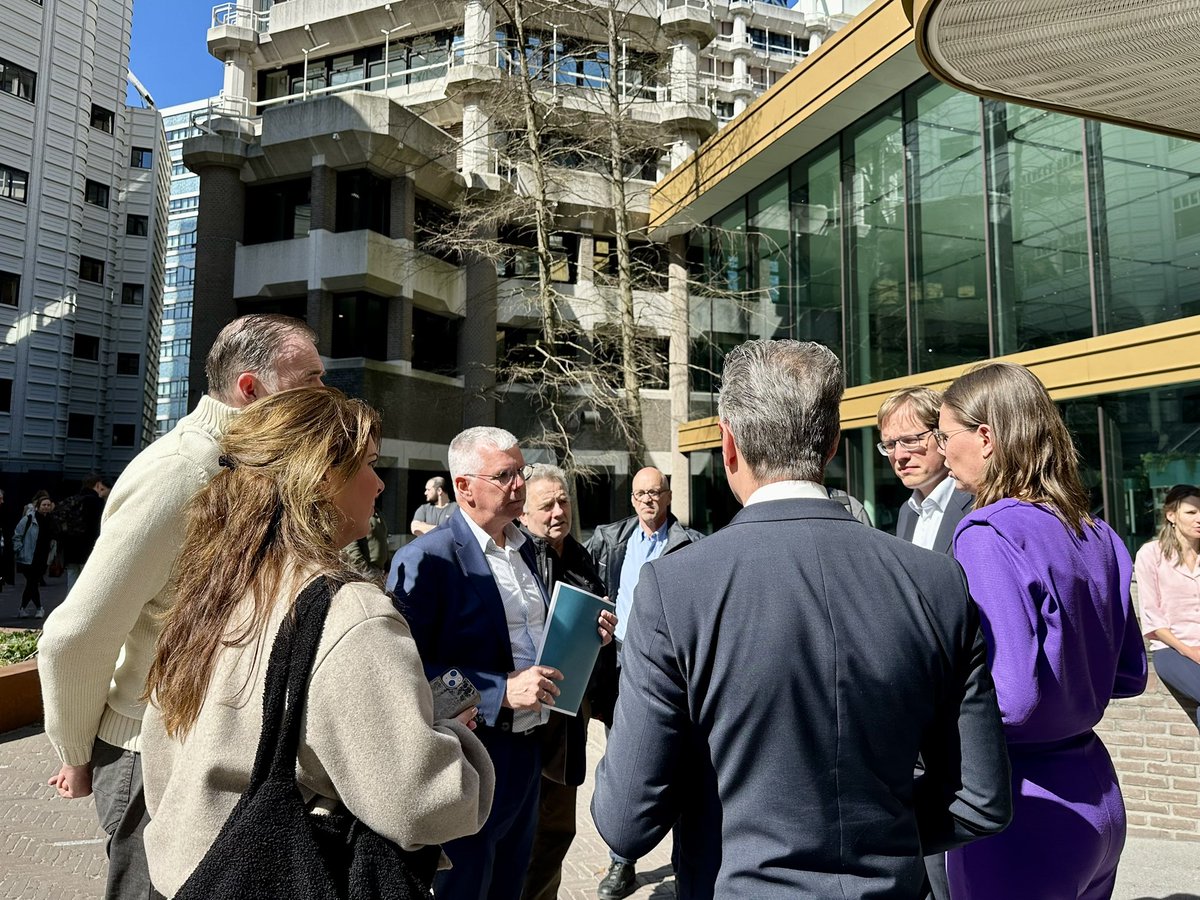 chris_stoffer's tweet image. Abortus is het doden van ongeboren menselijk leven. Abortus kan daarom nóóit een 'mensenrecht' zijn. Goed dat vereniging Kies Leven hier vandaag aandacht voor vroeg. De SGP zal zich in blijven zetten voor betere hulp aan moeder én kind in Nederland, in Europa en wereldwijd.