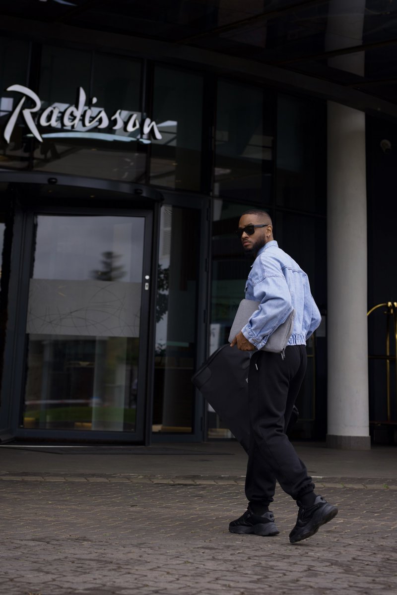 GemaenTaylor's tweet photo. Spent the weekend at @Radisson OR Tambo, blending work & relaxation. Productive mornings followed by pure leisure unwinding at the spa, pool, and sauna.
The ideal way to reset and recharge.
#RadissonBluHotels #Radisson #SimplyRadisson #SimplyDelightful #RadissonMoments https://t.co/7U5WL82jRP