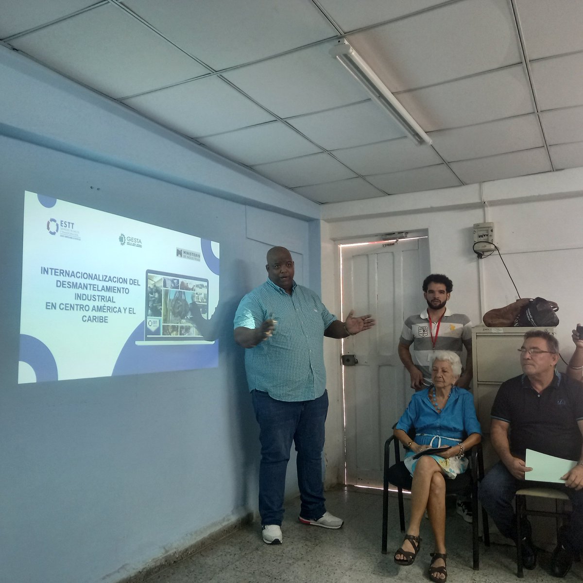 MindusIndustria's tweet photo. Continuidad del proceso de Presentación,  Defensa y Evaluación de los  Proyectos de Autogestion y Desarrollo en el Grupo GER.
#IndustriasCuba https://t.co/GPhHwAOvvV