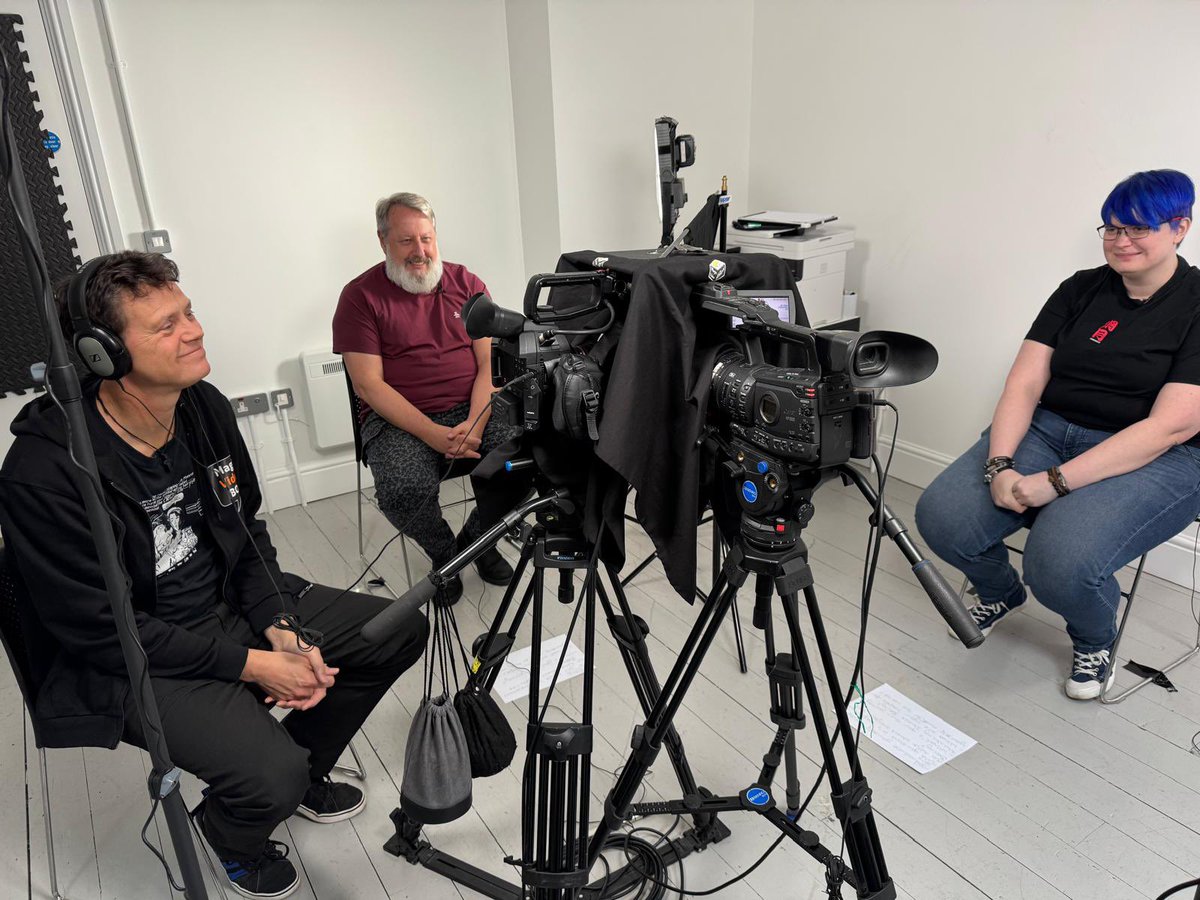 magicvideobox's tweet image. We filmed Gabs and Keith with our Conversation Magic Video Box for our Conversations about Being series!🗣️🎙️

#conversationsaboutbeing #magicvideobox #eyecontactfilming #privatestudio #filmproducers #filmproject