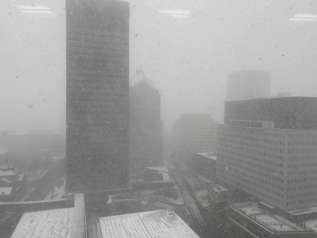 SmLaRocca's tweet photo. April in Rochester, NY! 🙈 https://t.co/NzvbuJzobV