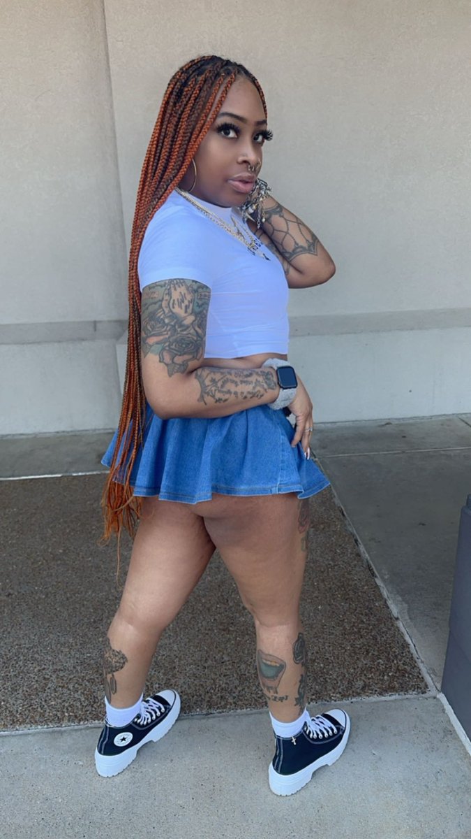 BossAssChickkk's tweet photo. Come Love ❤️ on Me 😩……
#BigSingle https://t.co/cp4dHJkol2