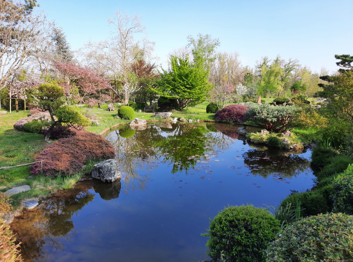 C'est le printemps🌿, la saison idéale pour découvrir le splendide Jardin Zen d'Erik Borja 🎍 .

👉 ardeche-hermitage.com/fr/zoom-sur/le… 

<a href="/dromemanature/">Drôme C'est ma nature</a> <a href="/ARCHEAgglo/">ARCHE Agglo</a>