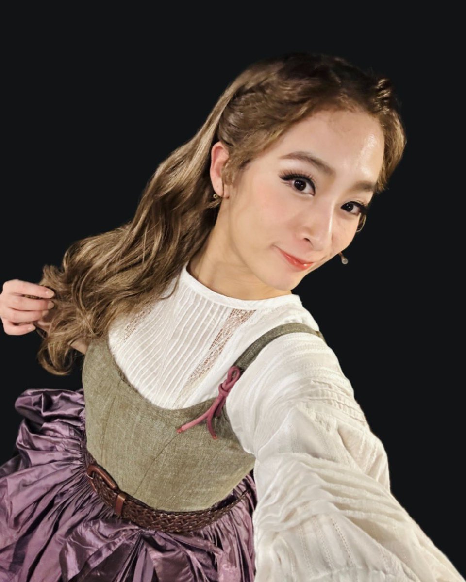 ミュージカル『1789 -バスティーユの恋人たち-』
明治座にて本日無事に開幕いたしました！

🇫🇷🥖🌿❤️‍🔥

この時代のフランスを
魂燃やして生き抜きたいと思います。

大千穐楽まで頑張るぞーっ！！🧑‍🌾🫅🤡🕊️💜

#1789バスティーユの恋人たち