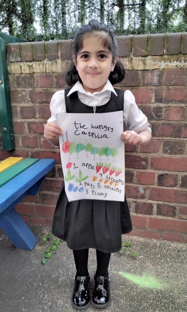 MarlboroughPrim's tweet image. Super independent writing from Rumaisa in RS. #TheVeryHungryCaterpillar #EYFSWriting