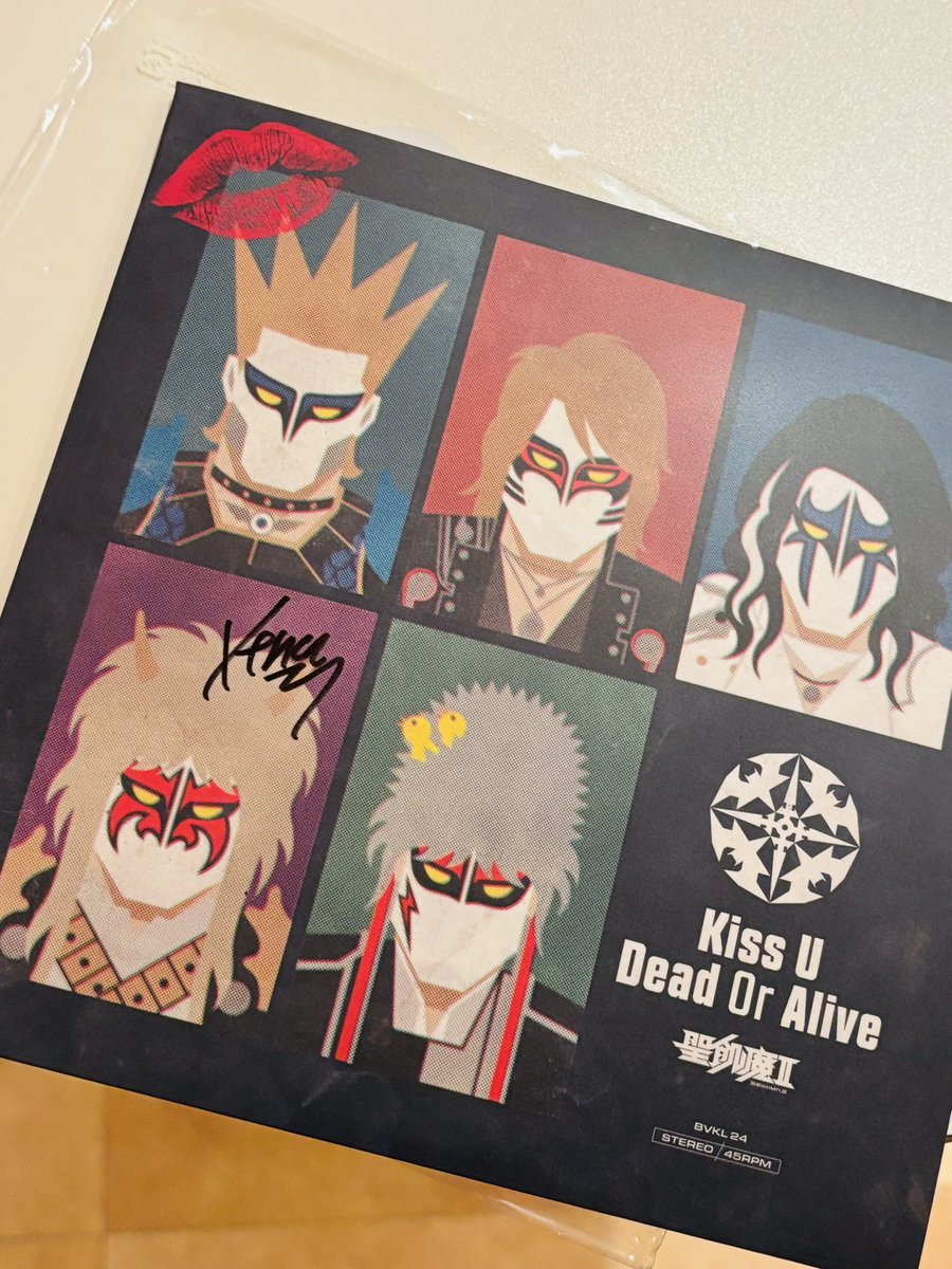 beckyli_inferno's tweet image. 渋谷で聖飢魔IIの小教典受け取った後は西早稲田へ❗️FireAttackライブで激アツに盛り上がり‼️✨さらに終演後、石川さんに小教典にサインを頂く✍️石川さんいわく「この顔のとこに5名分、口描いて遊べるよ」😈🤣🤣🤣
#石川俊介 #FireAttack #聖飢魔II