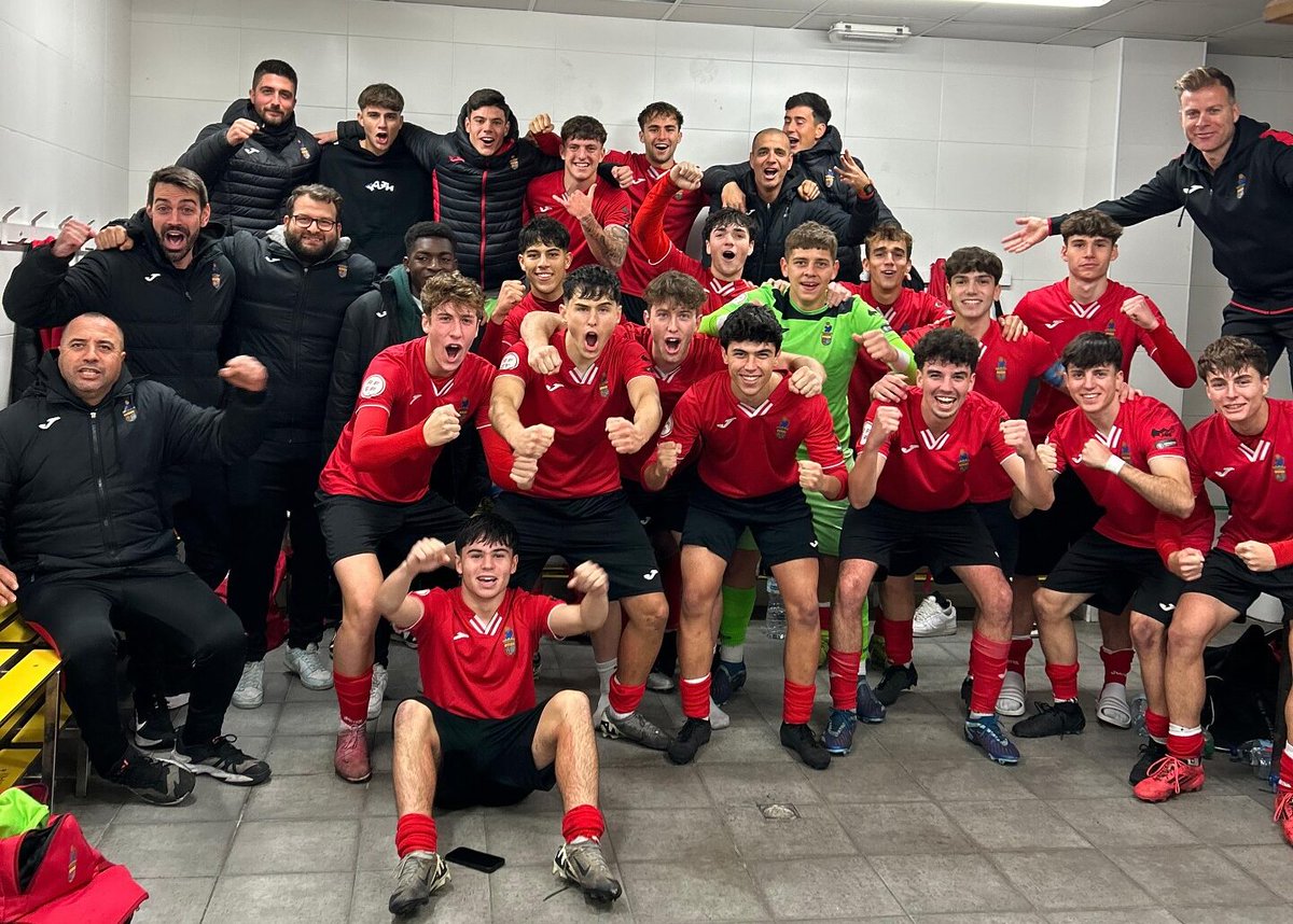 Alboraya UD jugará su décima temporada en División de Honor Juvenil
<a href="/alborayaud/">Alboraya UD</a> 
valenciabase.com/alboraya-ud-di…