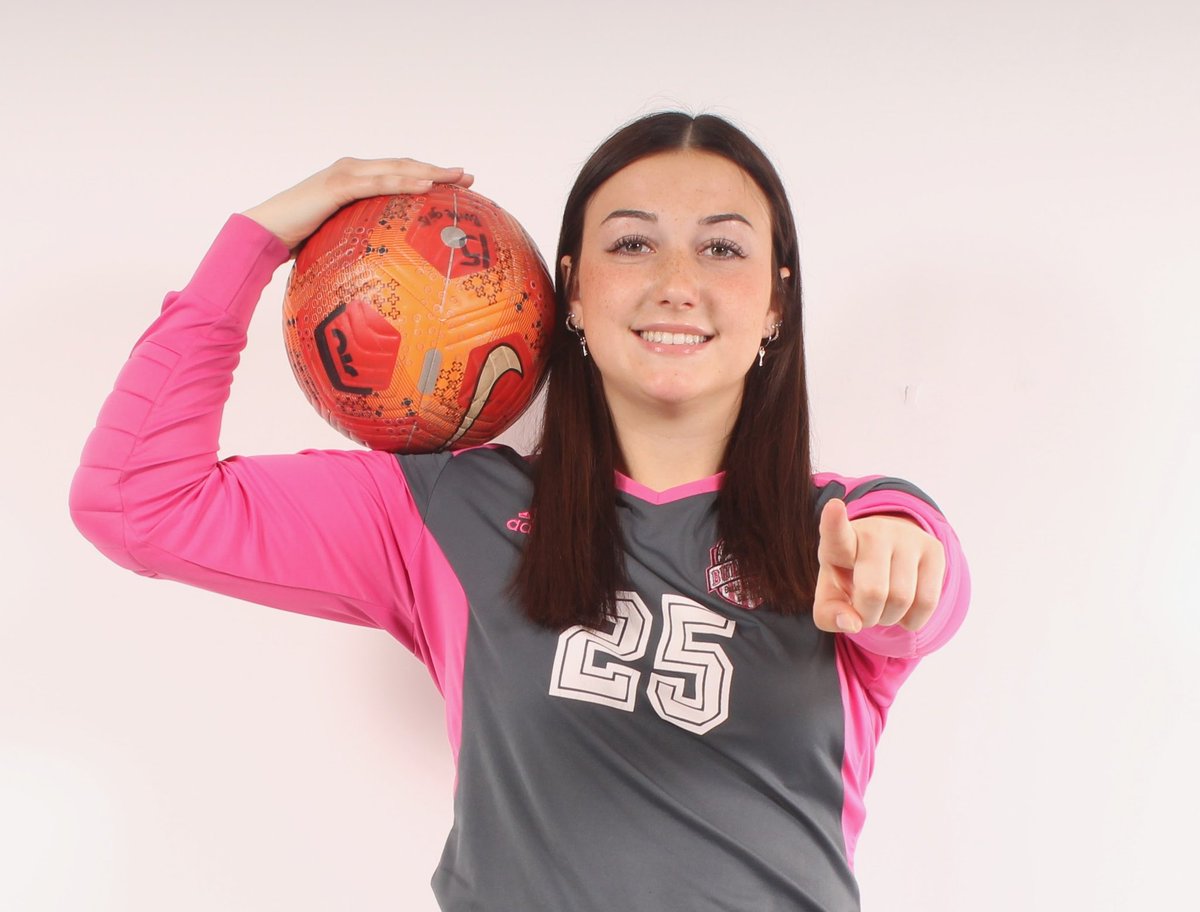 burkegirlssoccr's tweet photo. Stats are officially in for our game vs #6 Papillion LaVista and @chloe_pricee made 27 Saves on 35 SOG!  We are calling that a school record for saves in a single game! https://t.co/XHX76hxbWl