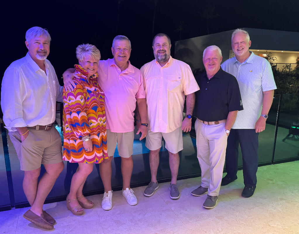 AgenciesHanson's tweet photo. What a week in paradise!
Agency Owner Angela Hanson had an incredible time at this year’s 2025 Spring Agency Owner Meeting in beautiful Punta Cana! https://t.co/Vyds6rFjgP