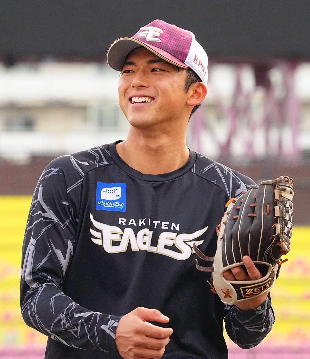 楽天対日本ハム】8日、練習を終え笑顔を見せる宗山塁選手。（撮影