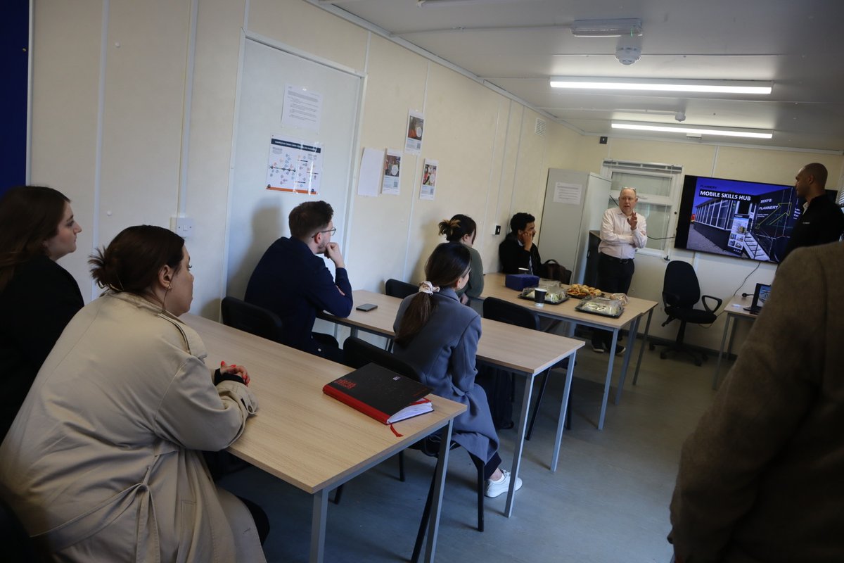OperatorSkills's tweet photo. Flannery Plant Hire and the Operator Skills Hub were proud to welcome @Balfour Beatty Vinci and the further supply chain to our Iver Skills Hub for a collaborative Skills Hub introduction event. 

Thanks to @Balfour Beatty VINCI and all supply chain partners who attended, https://t.co/93FtjTX8Tl