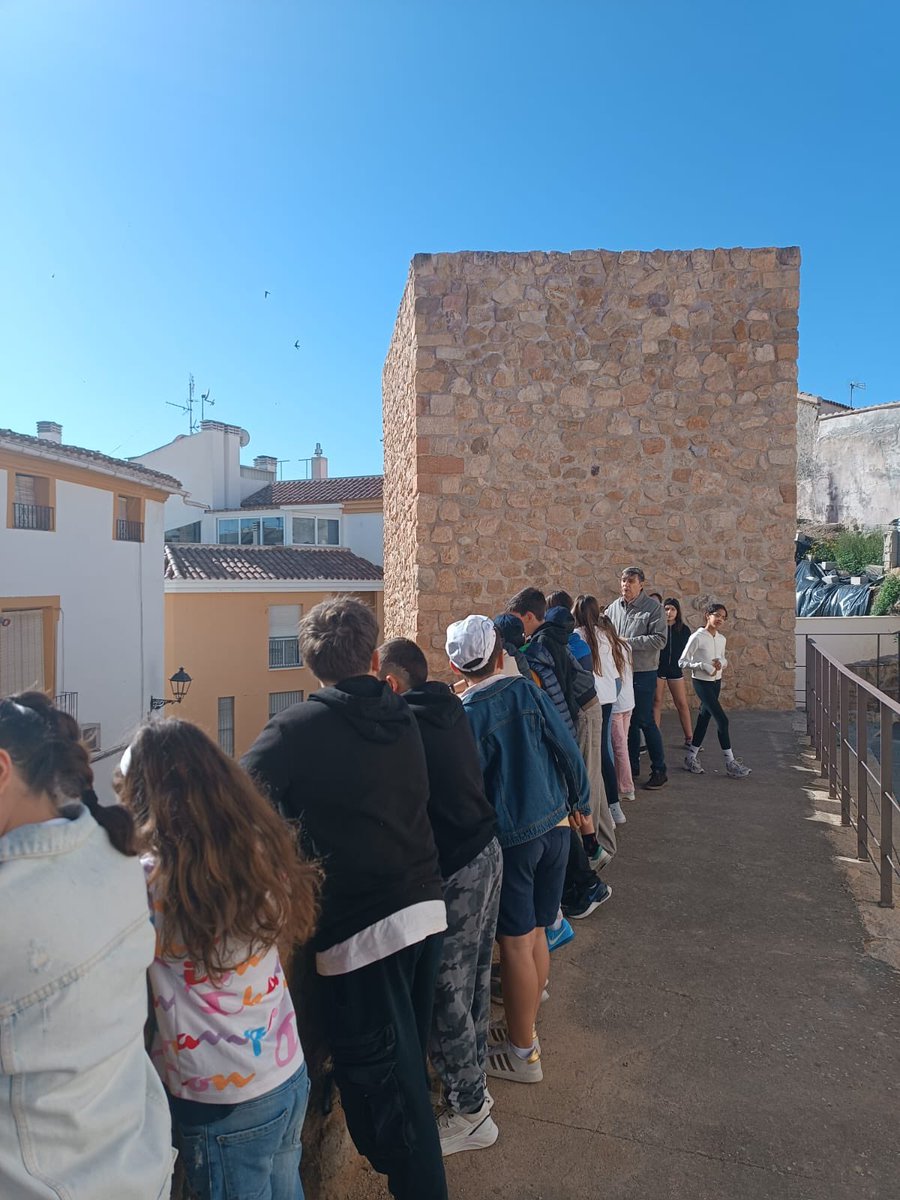 CEIP_AnaCaicedo's tweet image. 🏰🕌MUSEO ARQUEOLÓGICO🕌🏰

El alumnado de 5º ha estado esta mañana en el Museo Arqueológico aprendiendo sobre la Lorca medieval.

#CEIPAnaCaicedo
#LorcaMedieval    
#QueNoTeLoCuenten
