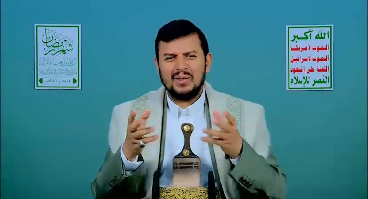 هذا الرجل يساوي الأمة كلها !
بينما الأمة لا تساوي حذاءه !