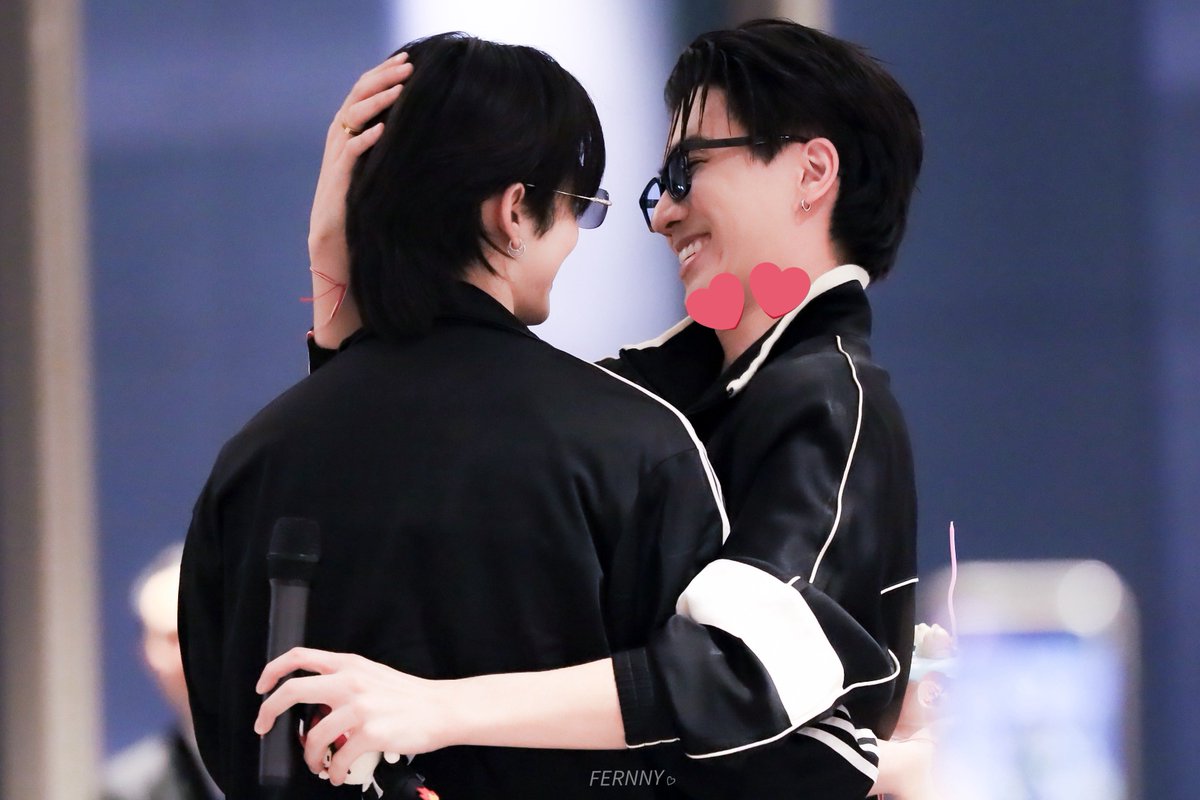 20250408

น้องเพิ้ดไม่เอาอะไรแล้วจิงๆ เอ็นดูเธอข๋ามากแหละลูกเอ้ยย 🫠

BOOKFAIR2025 PERTHSANTA
#BKKIBF2025xPerthSanta
#KDPPE #PerthTanapon 
#santapp #PerthSanta