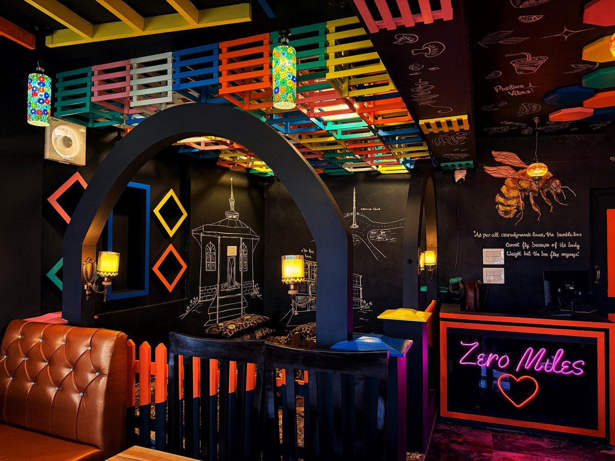 jibrankhan58's tweet image. We’re honored to bring our legacy of taste and togetherness on 10th April 2025, Thursday at 12 Noon and this time, it’s the heart of Pulwama, a land rich in the history and stories that have stood the test of the time. @ZeroGrill #newoutlet #pulwama #expansion