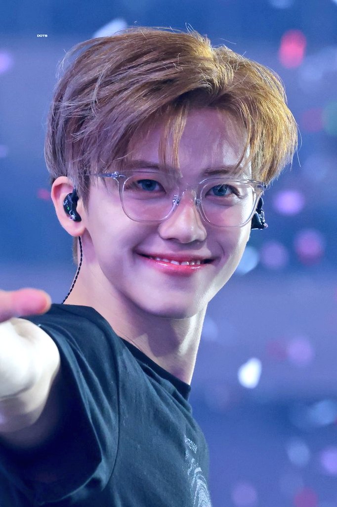 jungshasa's tweet photo. smiley jaemin 🥹🫳🏻 https://t.co/zZZb4E0ElO