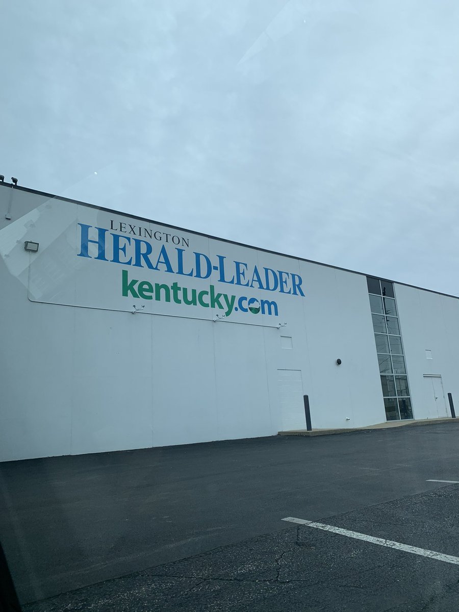 kendallstaton1's tweet photo. Today marks one year since I started at the Lexington Herald-Leader! Journalism is so fun and I am so glad to do it in my beautiful home state. 

yay journalism!!!!!! https://t.co/0y20uFhJqe