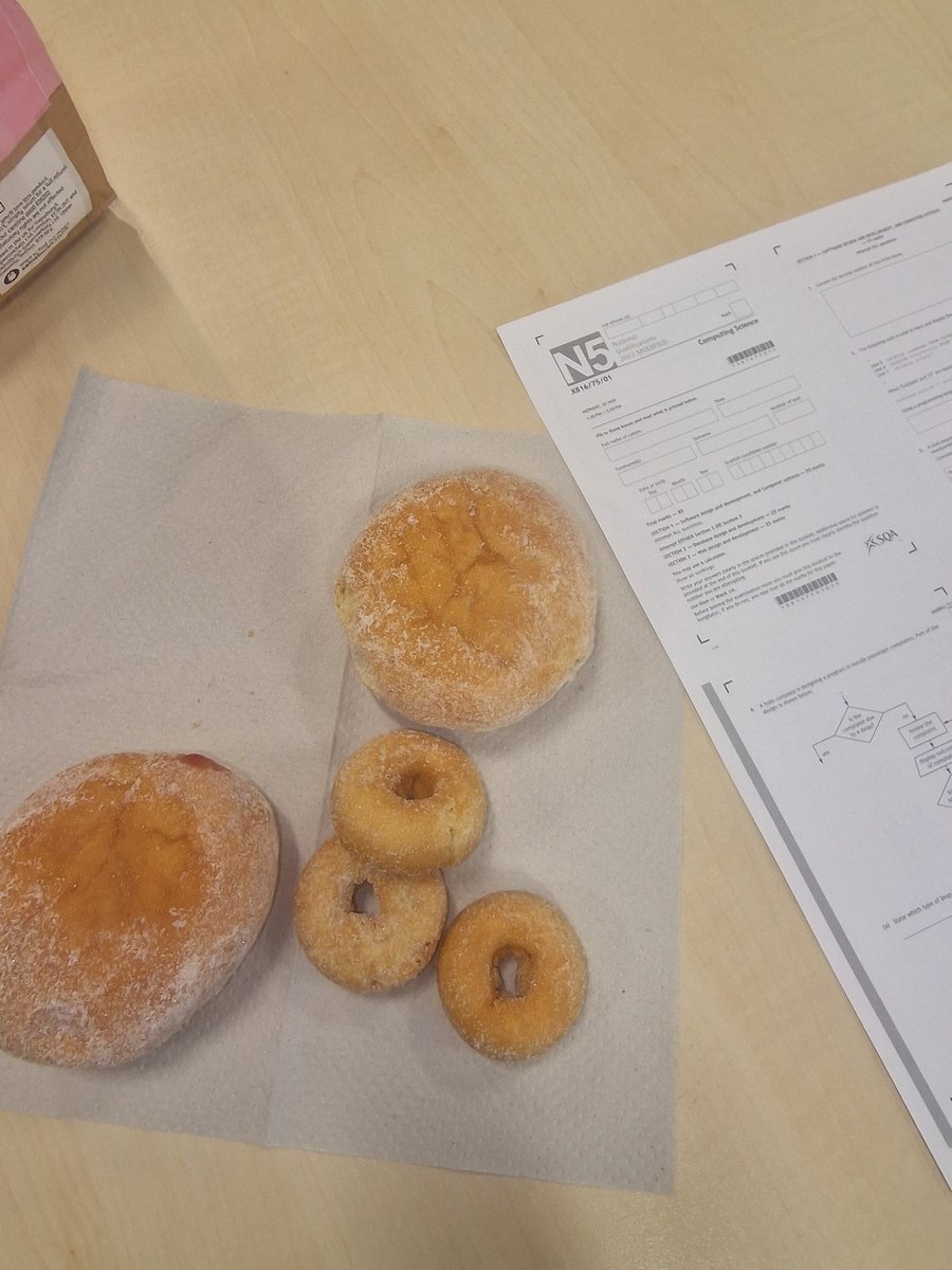 Mr Gibson tweet media