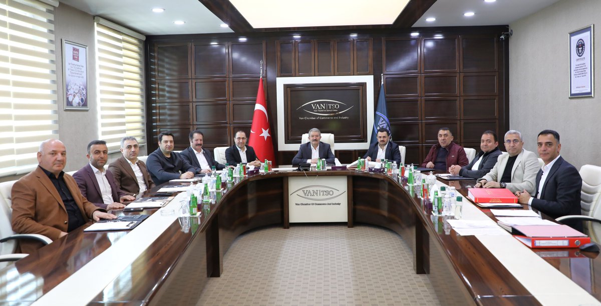 Van Ticaret ve Sanayi Odası (@vantsokurumsal) on Twitter photo Akademik Danışmanımız Prof. Dr. Sn. Menaf Turan; Yönetim Kurulu Haftalık Olağan Toplantımıza katılım sağladı.
<a href="/NecdetTakva/">Necdet Takva</a> @Turan_Avci <a href="/fevzi_celiktas/">Fevzi ÇELİKTAŞ</a> @Omeryilmaz_ <a href="/burak_gultepe/">Burak GÜLTEPE</a> <a href="/fahriborakk/">Fahri Borak</a> <a href="/GulgeldiKadir/">Kadir Gülgeldi</a> <a href="/Mahmutkoroglu65/">Mahmut KÖROĞLU</a> <a href="/ResitYaren/">Reşit Yaren</a> <a href="/VeyselParin/">Veysel parin</a> <a href="/menafturan/">A. Menaf Turan</a> <a href="/Cengizvantso/">Cengiz aras</a> Akademik Danışmanımız Prof. Dr. Sn. Menaf Turan; Yönetim Kurulu Haftalık Olağan Toplantımıza katılım sağladı.
<a href="/NecdetTakva/">Necdet Takva</a> @Turan_Avci <a href="/fevzi_celiktas/">Fevzi ÇELİKTAŞ</a> @Omeryilmaz_ <a href="/burak_gultepe/">Burak GÜLTEPE</a> <a href="/fahriborakk/">Fahri Borak</a> <a href="/GulgeldiKadir/">Kadir Gülgeldi</a> <a href="/Mahmutkoroglu65/">Mahmut KÖROĞLU</a> <a href="/ResitYaren/">Reşit Yaren</a> <a href="/VeyselParin/">Veysel parin</a> <a href="/menafturan/">A. Menaf Turan</a> <a href="/Cengizvantso/">Cengiz aras</a>