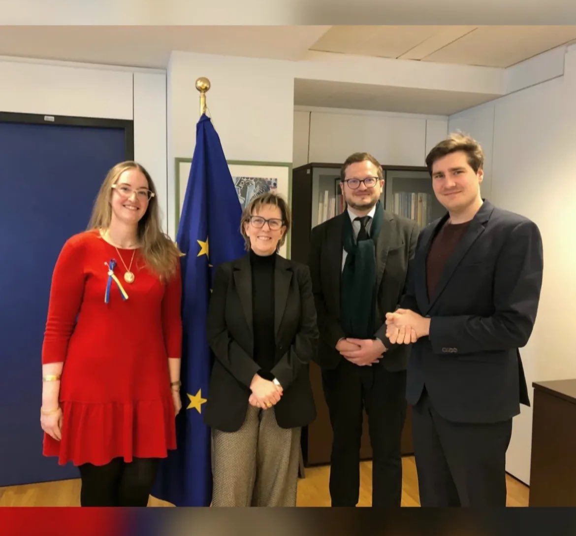 🇪🇺Yesterday we had the honor to meet with Commissioner Maria Luís Albuquerque responsible for Financial Services and the Savings and Investments Union together Christelle Savall President of JEF Europe to discuss the results of the #EurHope campaign.