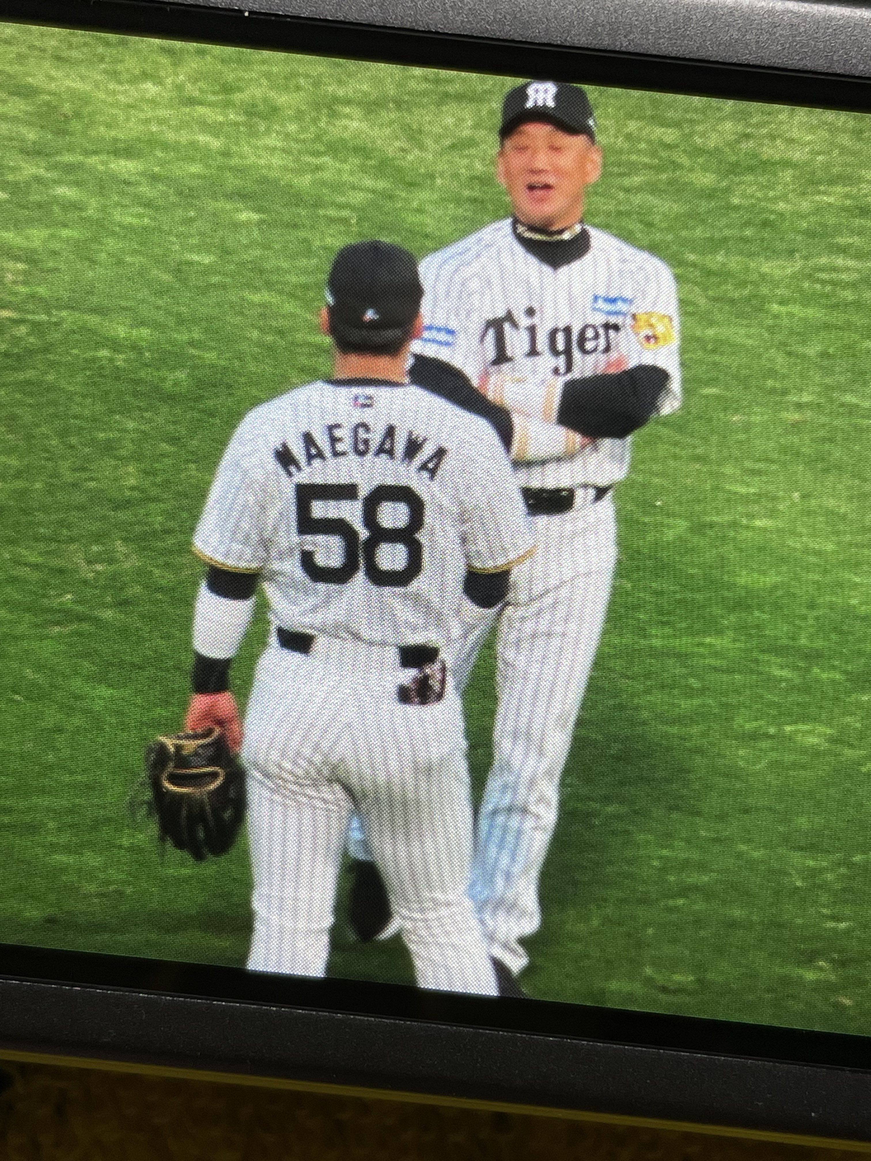 野球鳥谷クリア盾 41jQiAAW5yL.jpg_BO30,255,255,