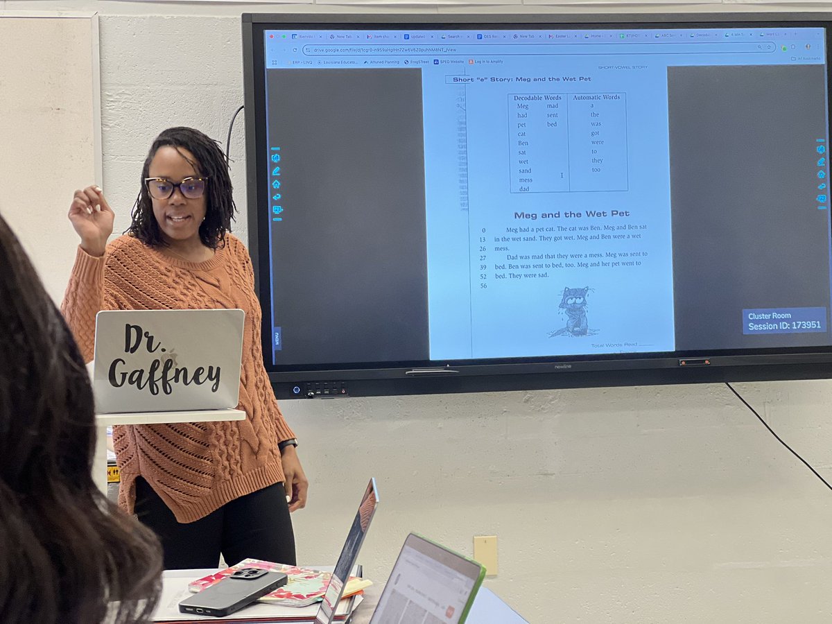 EmilyMartin225's tweet photo. What a joy it is to see teachers reflecting on their dedication and growing under school-based expertise. So proud of this crew @DES_ISTHEBEST and their rocking leaders! #dothework #noshortcuts #celebrateeverysuccess https://t.co/ZPFqHElzkF
