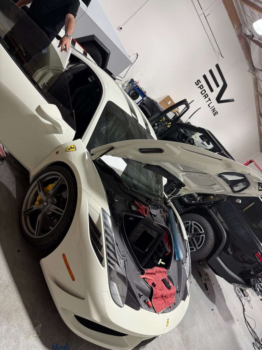 TMaxx Gloss Clear PPF getting installed on this <a href="/Ferrari/">Ferrari</a> 458 Speciale #Ferrari #TMaxxUSA Install by <a href="/EvSportline/">EV Sportline</a> 🙌🏼
