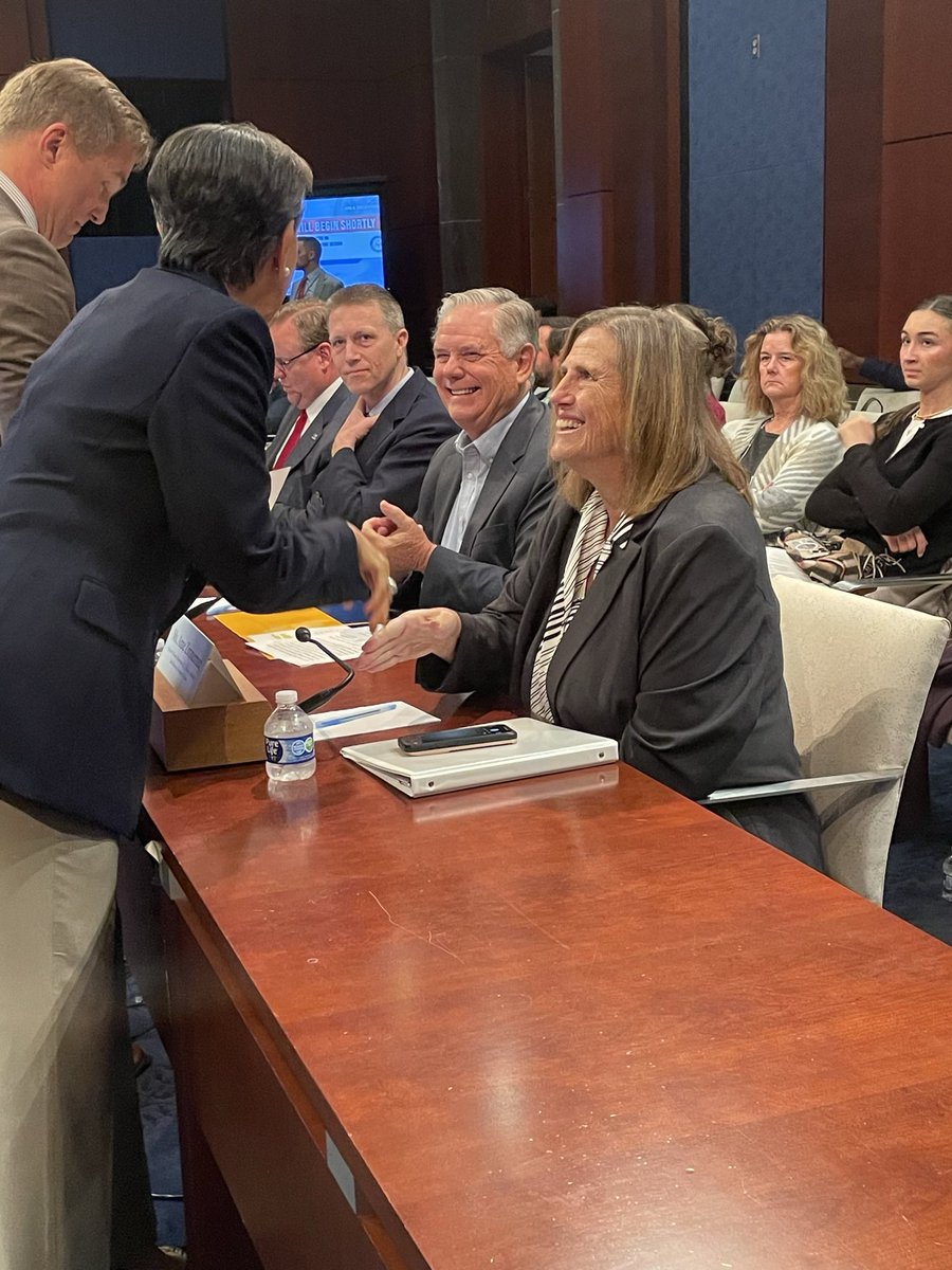 <a href="/AnneZim/">Anne Zimmerman</a> is ready to go! Watch today’s hearing here youtube.com/live/bfmDV6ghg…