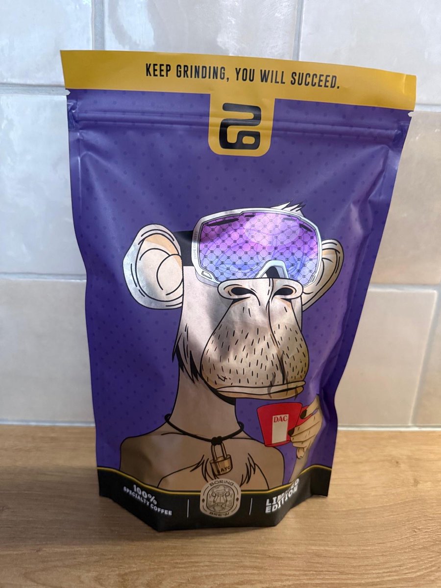 MojitoVII's tweet photo. Calling the bold, the determined, the dreamers.... Received this top quality coffee in a personalised pouch!

Don't wait for success to find you, make it happen with Dope Ape Club x Cyber Ape Yacht Club in collab with Cybercoffee. 

The grind is real and so are the rewards🔥 https://t.co/rfEvB4kzt1