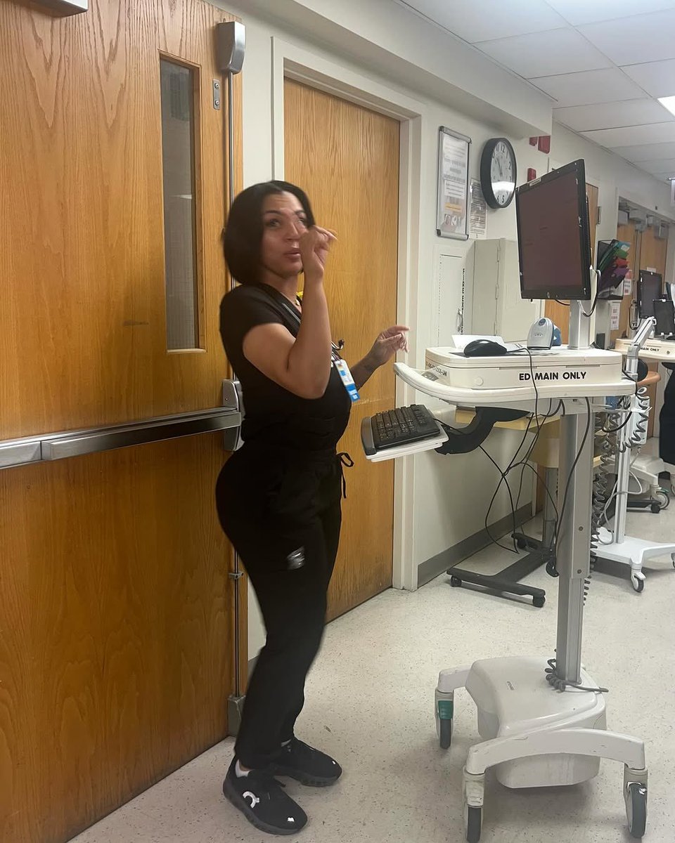 OnlyBeautyNew's tweet photo. Saving lives, one patient at a time. https://t.co/7zAaotiEjT