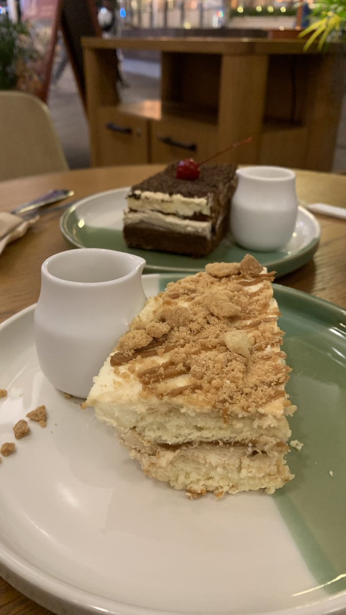 simpleal's tweet photo. Sweets. https://t.co/okbk5qNp0B